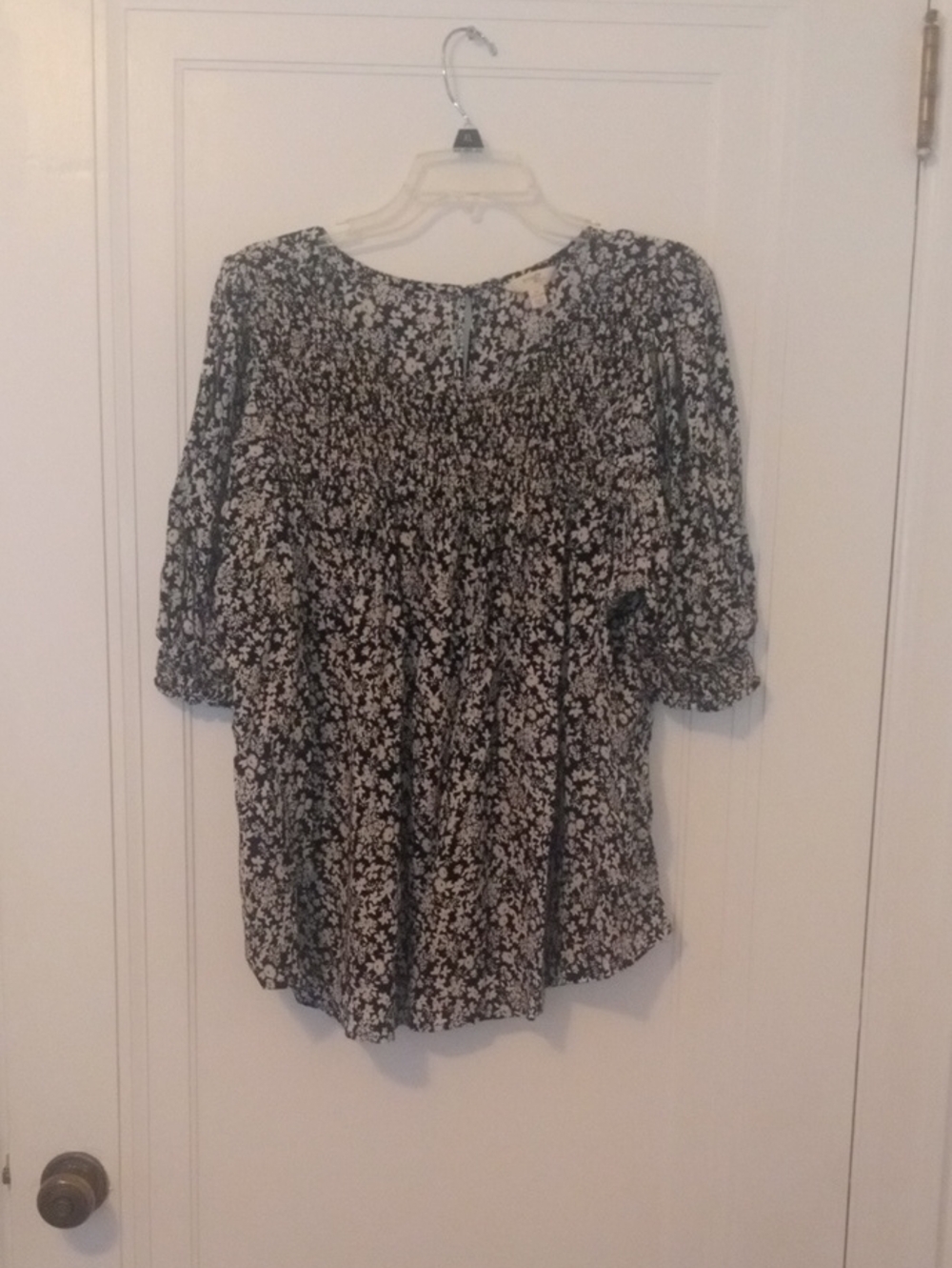 Floral Smocked Peasant Blouse - Black & White women 2x